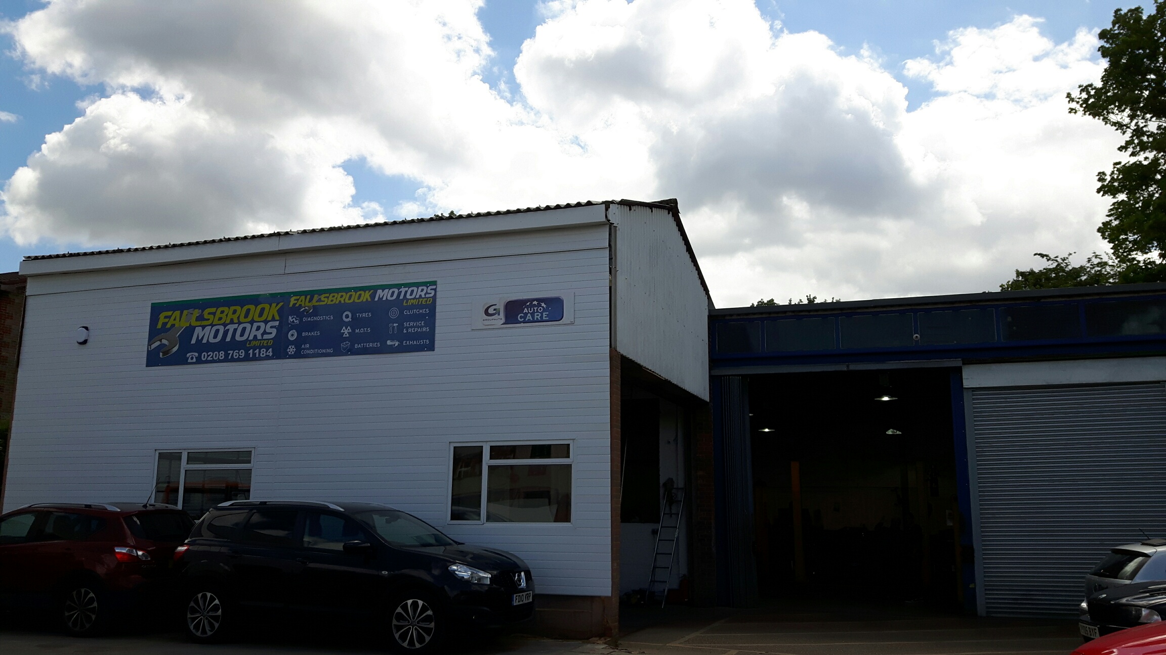 Fallsbrook Motors